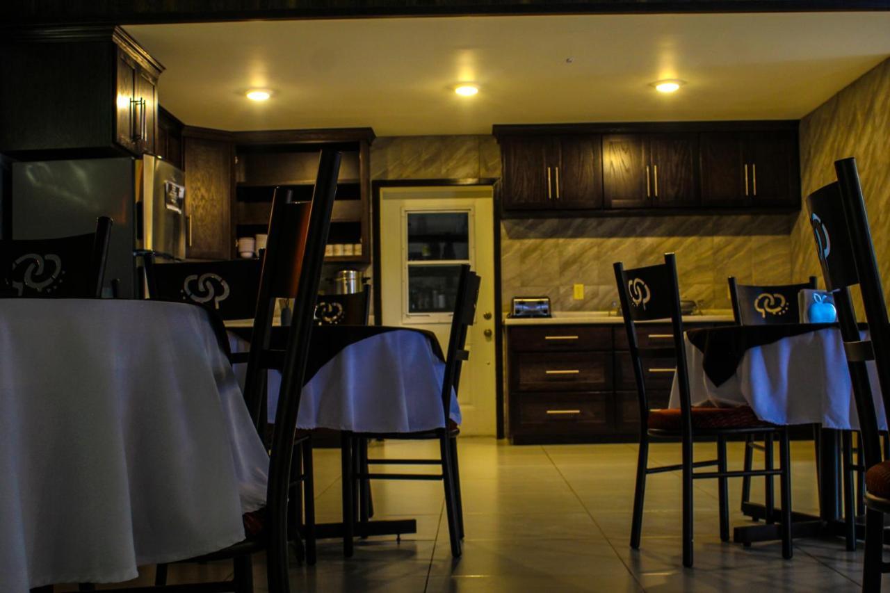 La Huerta Inn & Suites Cuauhtémoc 외부 사진