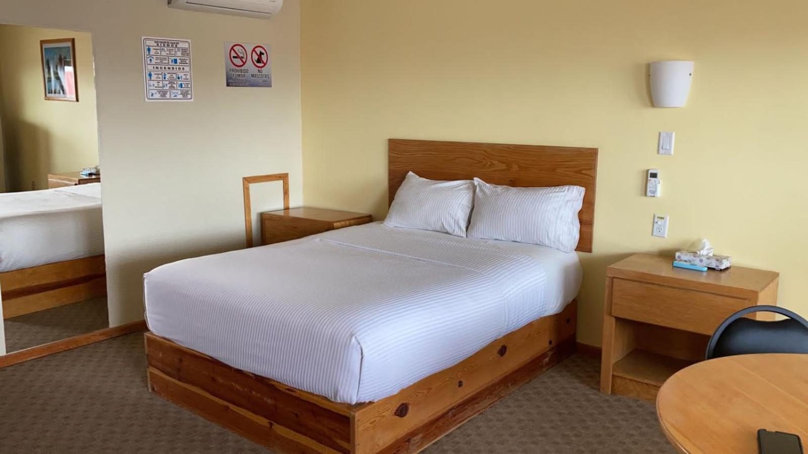 La Huerta Inn & Suites Cuauhtémoc 객실 사진