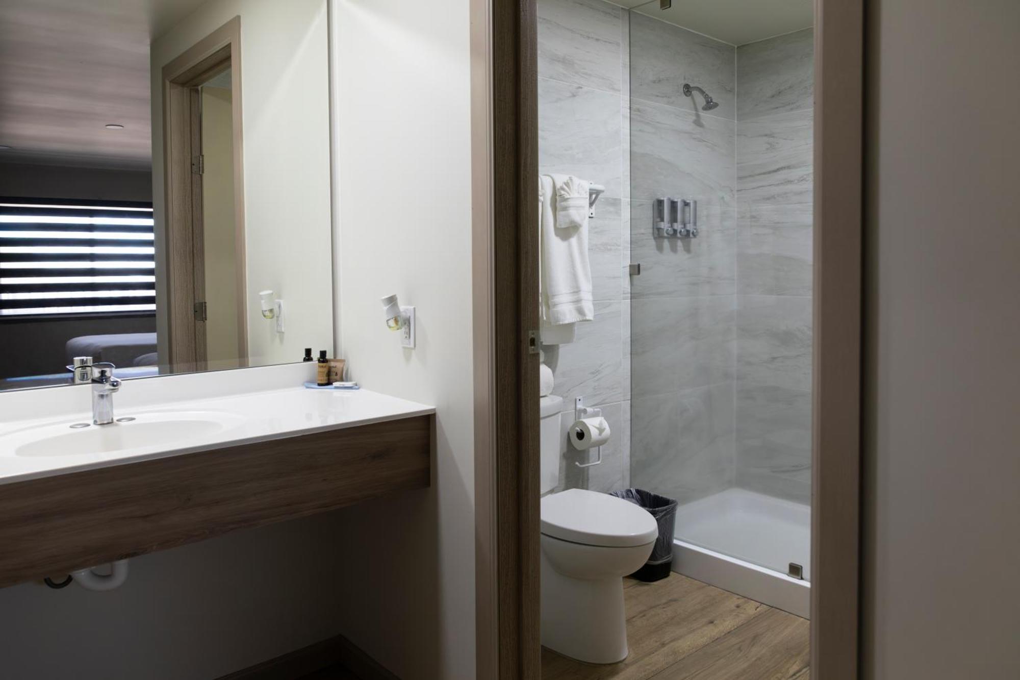 La Huerta Inn & Suites Cuauhtémoc 외부 사진
